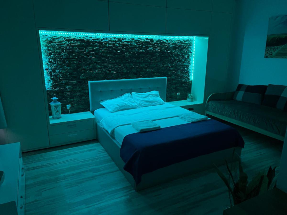 Lakeside Studio Mamaia Central Εξωτερικό φωτογραφία